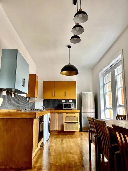 Charming City Townhouse Dublin Bagian luar foto