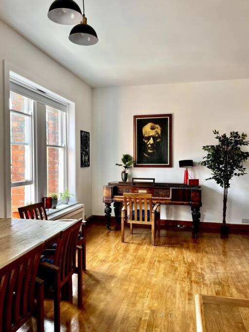 Charming City Townhouse Dublin Bagian luar foto