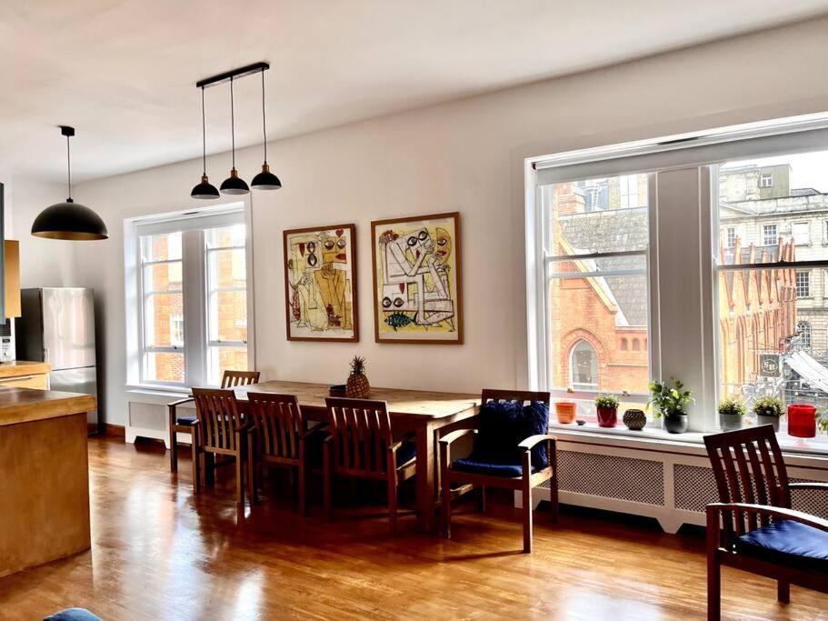 Charming City Townhouse Dublin Bagian luar foto